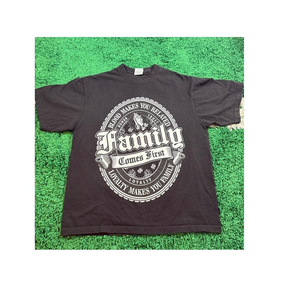 Shaka Wear T-Shirt Mens XL Black Like New Family Comes First Super Max Heavy